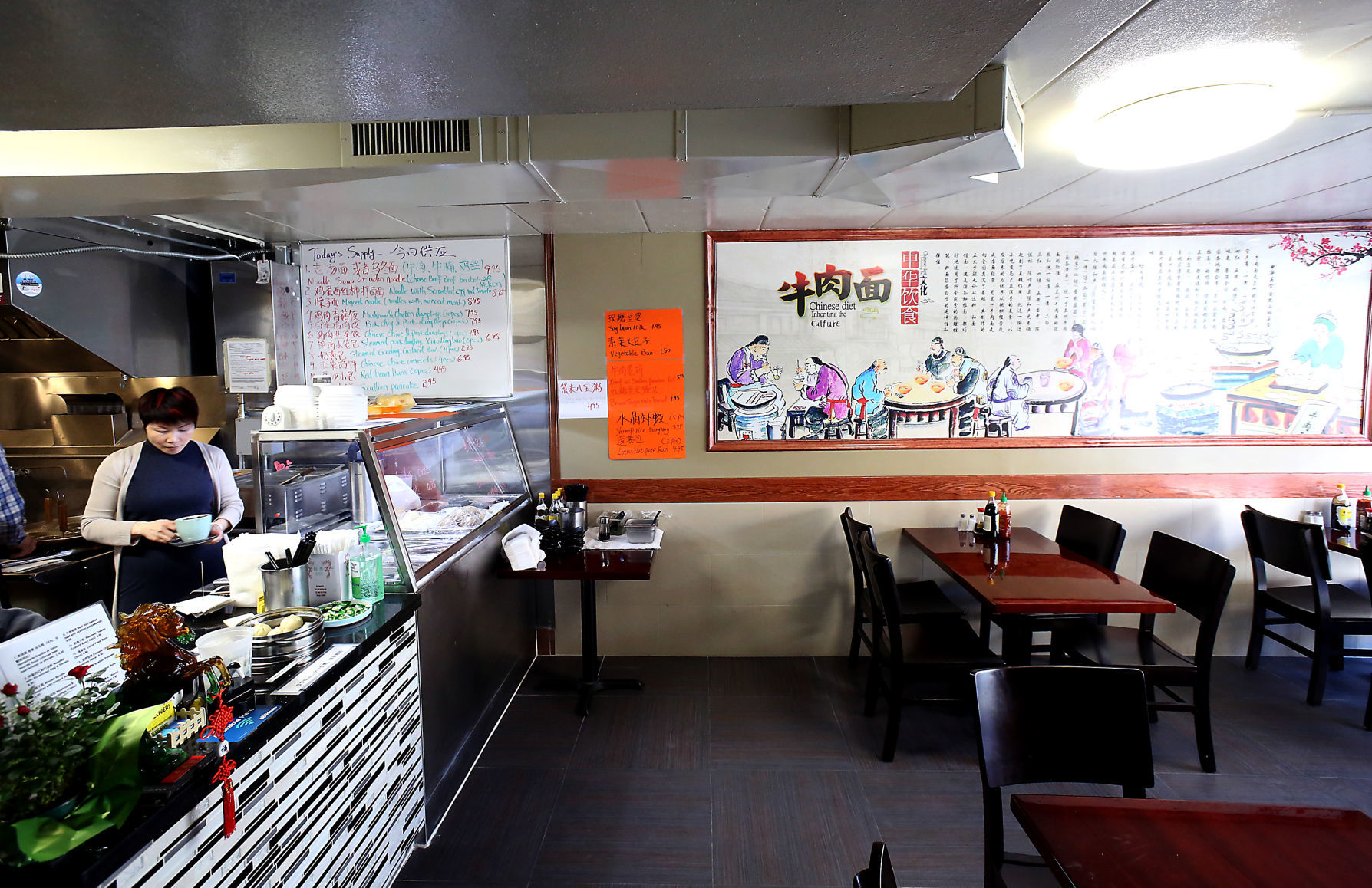 Chen's Dumpling House interior